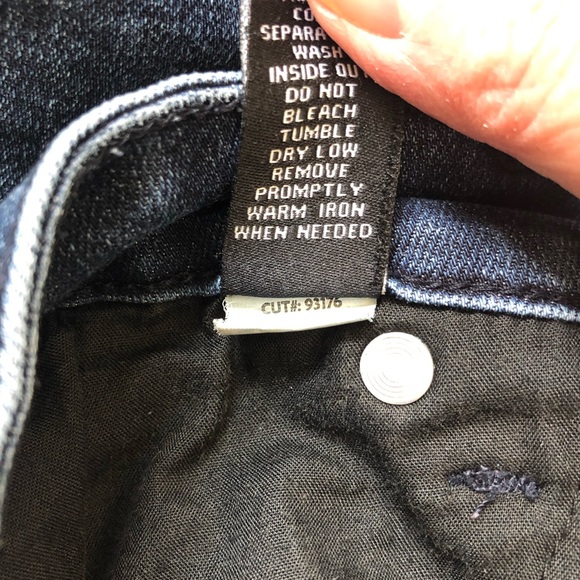 Celebrity Pink Distressed Denim Shorts - Picture 4 of 4